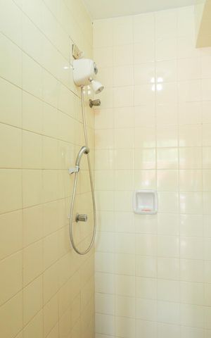 Casa à venda com 703m², 5 quartos e 3 vagas Casa à venda com 703m², 5 quartos e 3 vagasBanheiro de Serviço