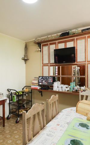 Casa à venda com 703m², 5 quartos e 3 vagas Casa à venda com 703m², 5 quartos e 3 vagasCozinha