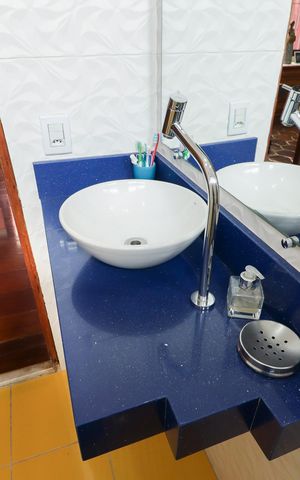 Casa à venda com 703m², 5 quartos e 3 vagas Casa à venda com 703m², 5 quartos e 3 vagasBanheiro Social