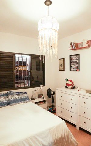Casa à venda com 703m², 5 quartos e 3 vagas Casa à venda com 703m², 5 quartos e 3 vagasEdicula