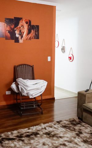 Casa à venda com 300m², 5 quartos e 2 vagas Casa à venda com 300m², 5 quartos e 2 vagasSala