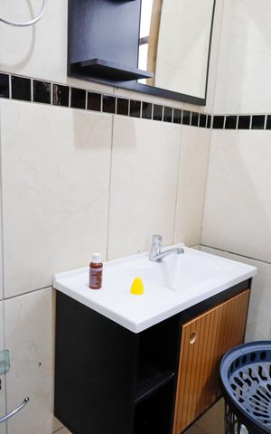 Casa à venda com 300m², 5 quartos e 2 vagas Casa à venda com 300m², 5 quartos e 2 vagasBanheiro da Suíte 3