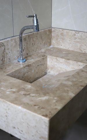 Casa para alugar com 150m², 2 quartos e 2 vagasBanheiro 2