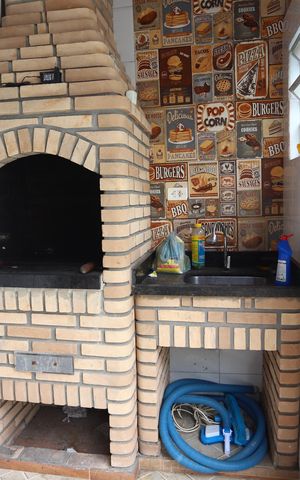 Casa para alugar com 150m², 2 quartos e 2 vagasChurrasqueira