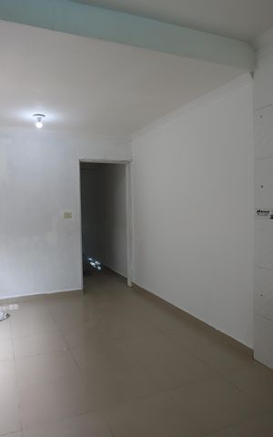 Casa para alugar com 150m², 2 quartos e 2 vagasCozinha