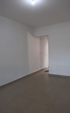 Casa para alugar com 150m², 2 quartos e 2 vagasSala 1