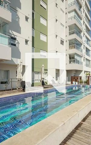Apartamento à venda com 64m², 2 quartos e 1 vagaCondomínio - Piscina 