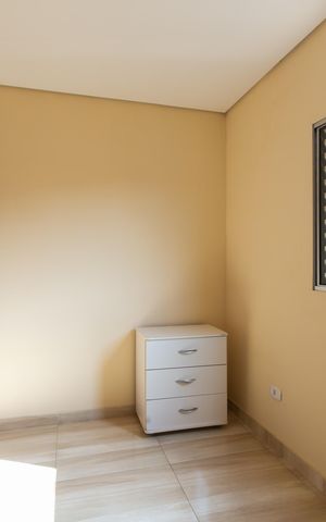 Casa à venda com 250m², 6 quartos e sem vaga Casa à venda com 250m², 6 quartos e sem vagaQuarto 1