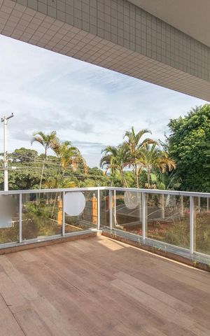 Apartamento à venda com 190m², 3 quartos e 3 vagas Apartamento à venda com 190m², 3 quartos e 3 vagasVaranda da sala