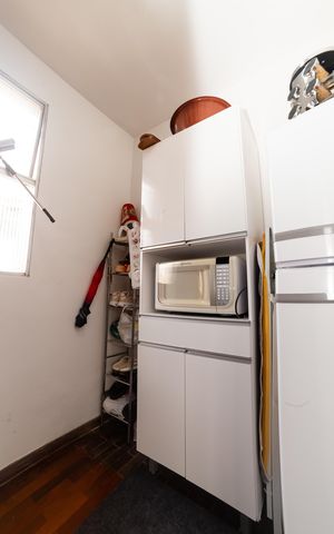 Apartamento à venda com 160m², 4 quartos e 3 vagas Apartamento à venda com 160m², 4 quartos e 3 vagasQuarto de Serviço