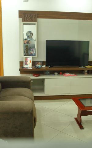 Casa à venda com 250m², 3 quartos e 2 vagasSala