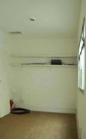 Casa à venda com 250m², 3 quartos e 2 vagasQuarto de Serviço