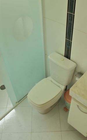 Casa à venda com 250m², 3 quartos e 2 vagasBanheiro