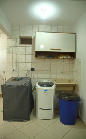 Casa à venda com 250m², 3 quartos e 2 vagasLavanderia