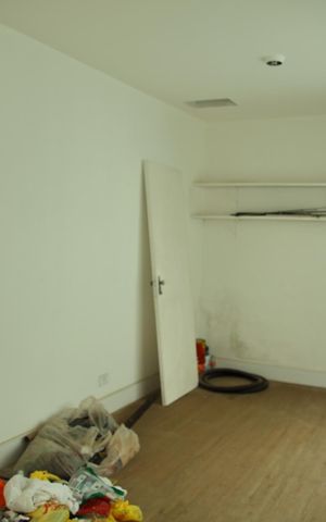 Casa à venda com 250m², 3 quartos e 2 vagasQuarto de Serviço