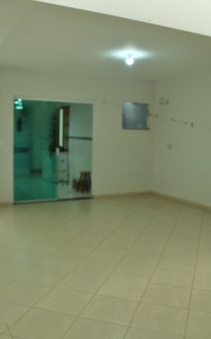 Casa à venda com 250m², 3 quartos e 2 vagasLavanderia