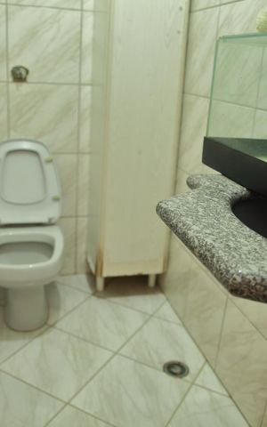 Casa à venda com 250m², 3 quartos e 2 vagasBanheiro de Serviço