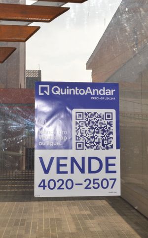 Apartamento à venda com 54m², 2 quartos e 1 vagaPlaquinha