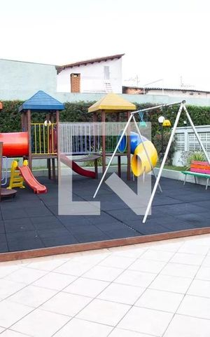 Apartamento à venda com 64m², 3 quartos e 1 vaga Apartamento à venda com 64m², 3 quartos e 1 vagaÁrea Comum - Playground