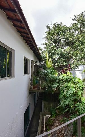 Casa para alugar com 485m², 3 quartos e 4 vagasFachada