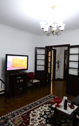 Casa à venda com 385m², 4 quartos e 1 vagaSala
