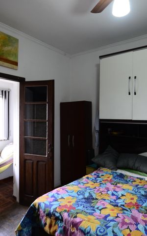 Casa à venda com 385m², 4 quartos e 1 vagaSuíte 1