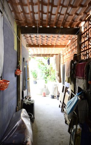 Casa à venda com 385m², 4 quartos e 1 vagaCorredor quintal