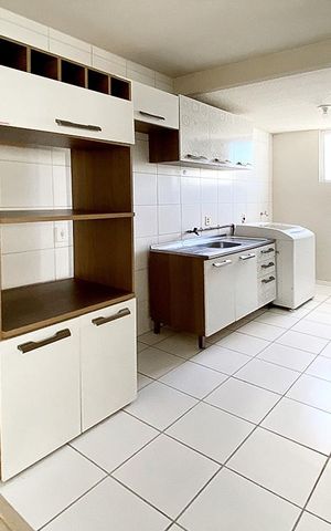 Apartamento à venda com 60m², 2 quartos e sem vagaCozinha e Área de Serviço