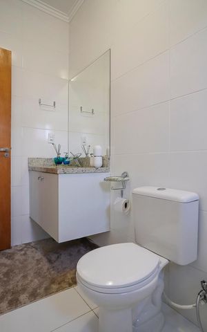 Casa à venda com 173m², 3 quartos e 4 vagasBanheiro da suíte 3