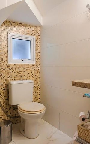 Casa à venda com 173m², 3 quartos e 4 vagasLavabo
