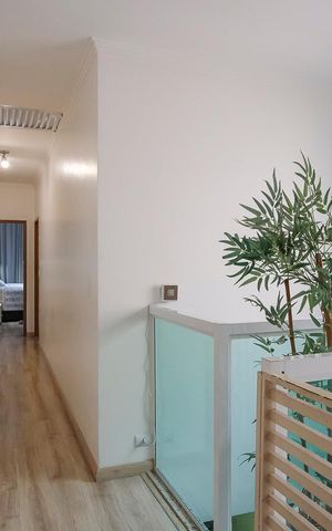 Casa à venda com 173m², 3 quartos e 4 vagasCorredor das suítes