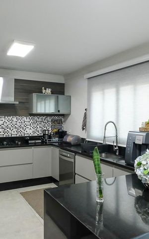 Casa à venda com 173m², 3 quartos e 4 vagasCozinha