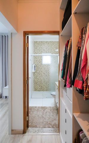Casa à venda com 173m², 3 quartos e 4 vagasCloset da suíte 1