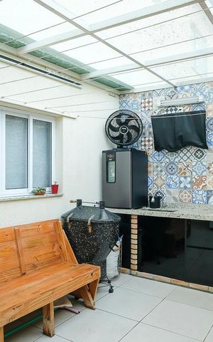 Casa à venda com 173m², 3 quartos e 4 vagasQuintal