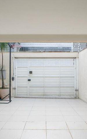 Casa à venda com 173m², 3 quartos e 4 vagasGaragem