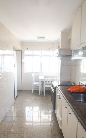 Apartamento à venda com 126m², 3 quartos e 2 vagasCozinha