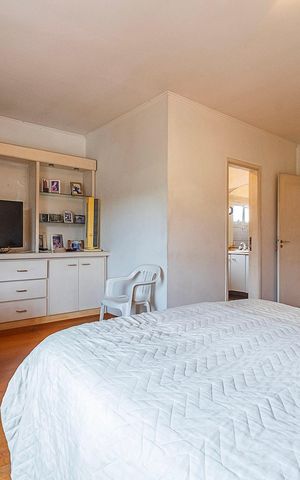 Casa à venda com 280m², 2 quartos e 3 vagas Casa à venda com 280m², 2 quartos e 3 vagasSuíte 1