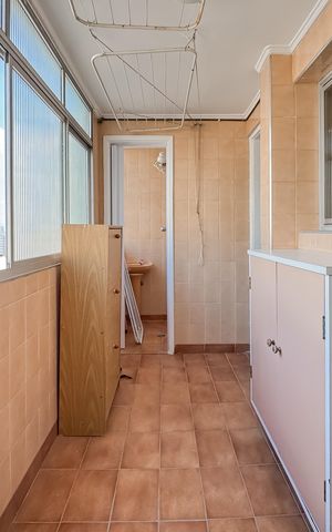 Apartamento à venda com 96m², 2 quartos e 1 vaga Apartamento à venda com 96m², 2 quartos e 1 vagaÁrea de Serviço