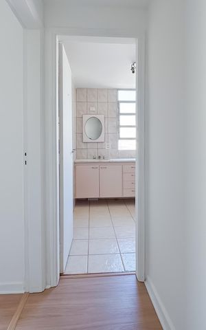 Apartamento à venda com 96m², 2 quartos e 1 vaga Apartamento à venda com 96m², 2 quartos e 1 vagaCorredor