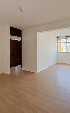 Apartamento à venda com 96m², 2 quartos e 1 vaga Apartamento à venda com 96m², 2 quartos e 1 vagaSala