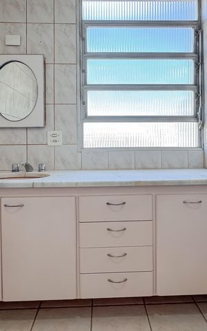 Apartamento à venda com 96m², 2 quartos e 1 vaga Apartamento à venda com 96m², 2 quartos e 1 vagaBanheiro Corredor
