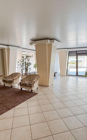 Apartamento à venda com 96m², 2 quartos e 1 vaga Apartamento à venda com 96m², 2 quartos e 1 vagaHall social