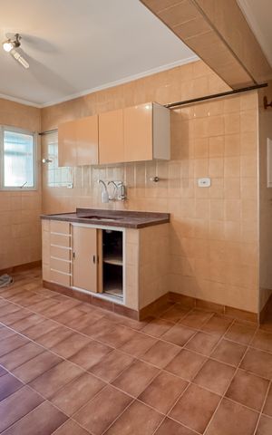 Apartamento à venda com 96m², 2 quartos e 1 vaga Apartamento à venda com 96m², 2 quartos e 1 vagaCozinha