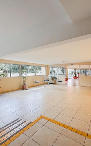 Studio para alugar com 40m², 1 quarto e sem vaga Studio para alugar com 40m², 1 quarto e sem vagaHall social