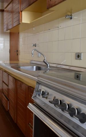 Apartamento para alugar com 160m², 3 quartos e 2 vagasCozinha