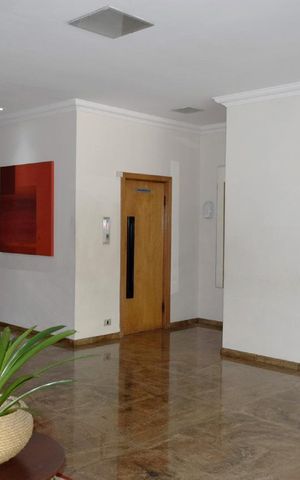 Apartamento para alugar com 160m², 3 quartos e 2 vagasHall de entrada