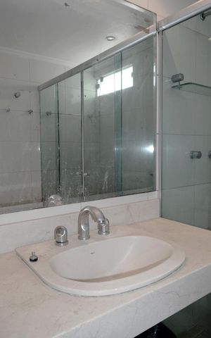 Apartamento para alugar com 160m², 3 quartos e 2 vagasBanheiro da Suíte