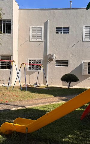Apartamento à venda com 77m², 2 quartos e 2 vagas Apartamento à venda com 77m², 2 quartos e 2 vagasÁrea comum - Playground