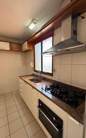 Apartamento à venda com 115m², 3 quartos e 2 vagas Apartamento à venda com 115m², 3 quartos e 2 vagasCozinha