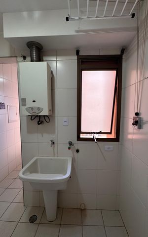 Apartamento à venda com 115m², 3 quartos e 2 vagas Apartamento à venda com 115m², 3 quartos e 2 vagasÁrea de Serviço